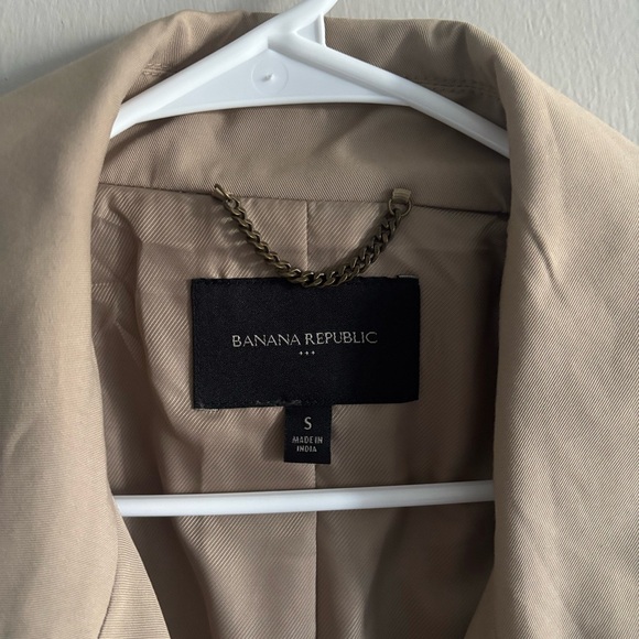 NWOT Ann Taylor Trench Coat. Size: Small - Picture 4 of 8